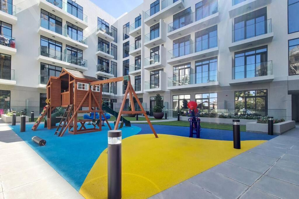 Stylish Brand New In Pantheon Elysee 2 In The Heart Of Jvc Holiday home Dubai